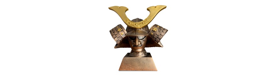 6'' RESIN CAST, HAND-MADE SAMURAI HELMET TROPHY
